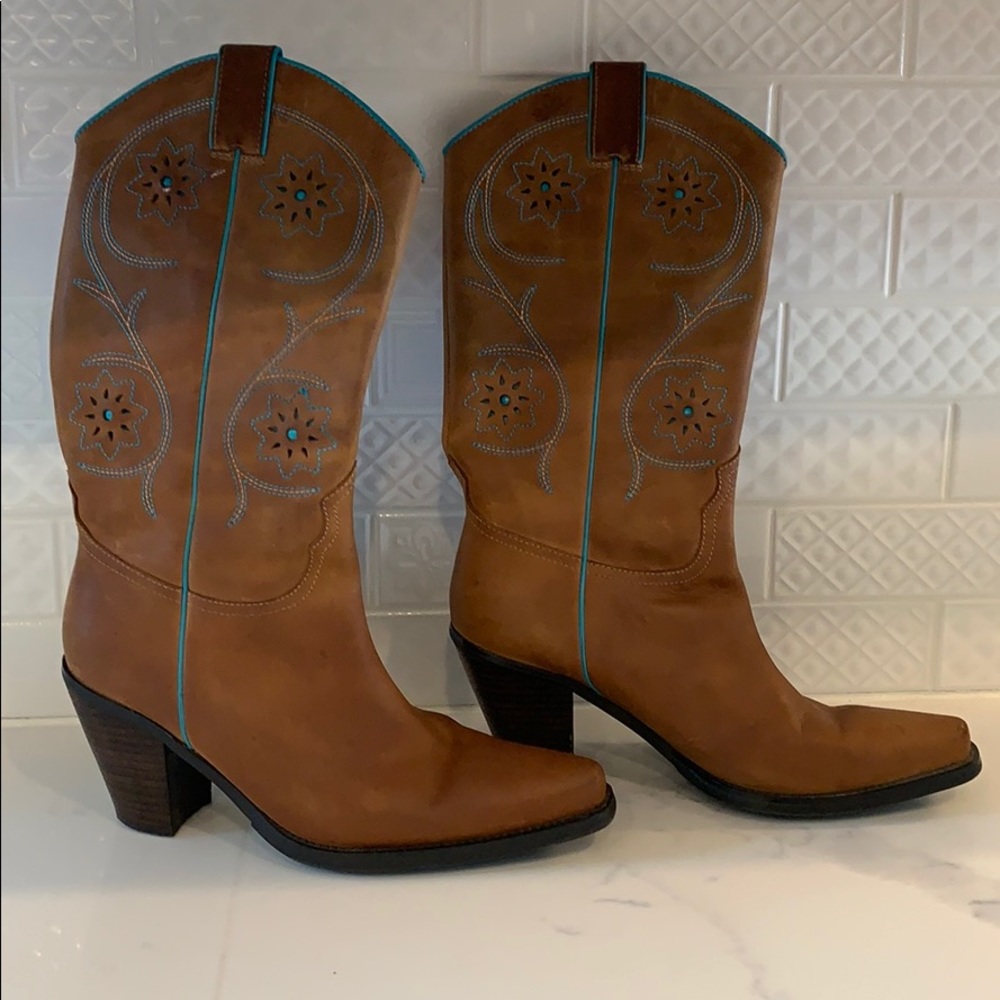 Franco Sarto leather cowgirl boot w/turquoise- 7